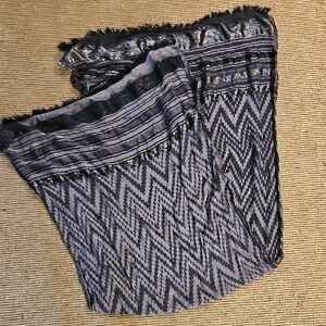Calvin Klein Black and Gray Zigzag Scarf